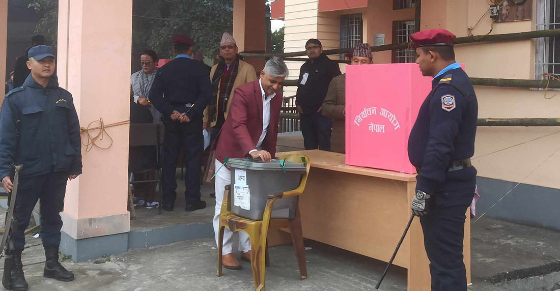 कोसी प्रदेशका मुख्यमन्त्री कार्कीले गरे मतदान