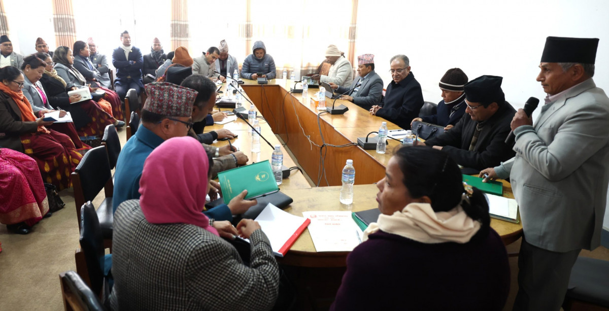 आफ्ना सांसदलाई प्रचण्डको निर्देशनः सदनमा जनताका पक्षमा दरिलो भूमिका खेल्नुस्