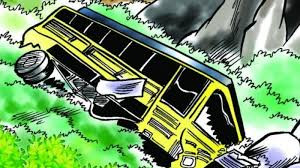 अनियन्त्रिण यात्रुबाहक बस,   दुई जनाको मृत्यु