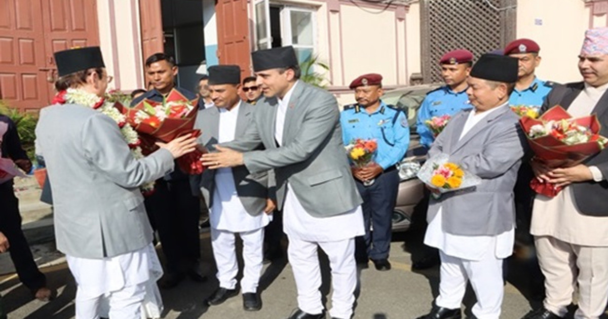 सर्वोच्चको मुख्य रजिस्ट्रारमा विमल पौडेल सिफारिस