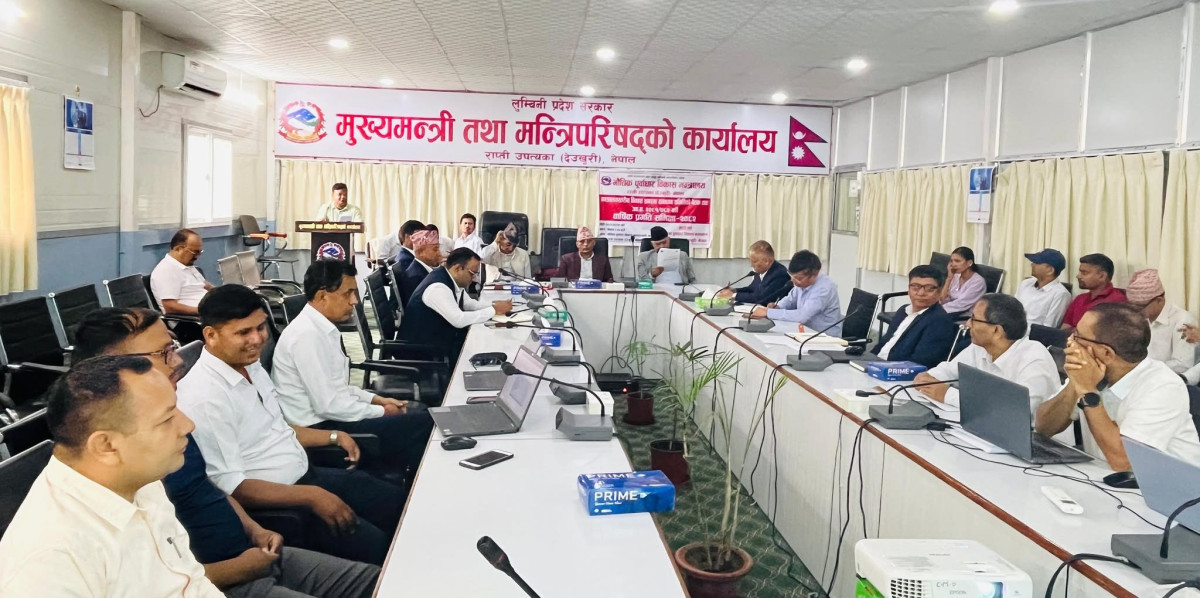 समयमै ठेक्का प्रक्रिया अघि बढाउन मुख्यमन्त्री आचार्यको निर्देशन
