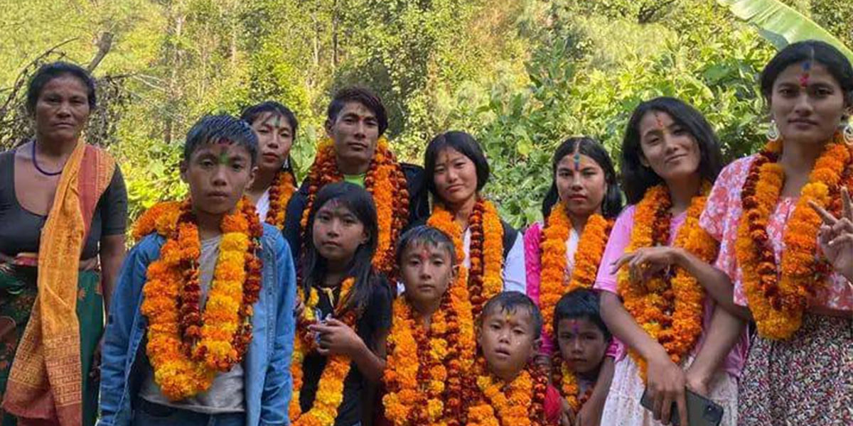 सिन्धुलीबाट सम्पर्क विहीन भएकाहरू पोखरामा
