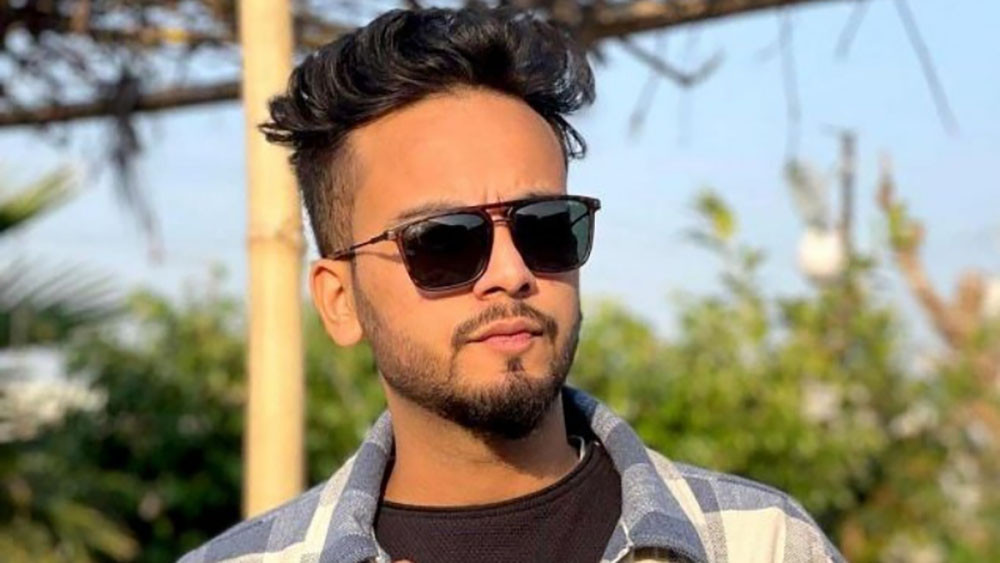 भारतीय युट्युबर एल्विश यादवलाई सर्वोच्च अदालतबाट राहत