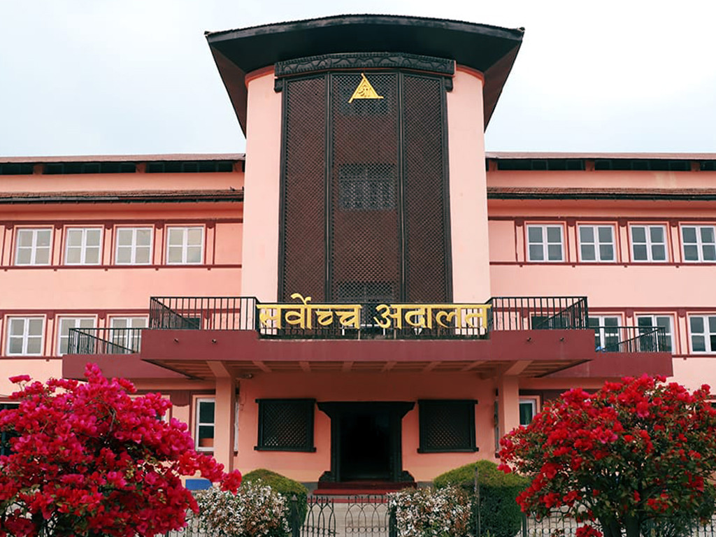 प्रधानमन्त्रीले विश्वासको मत लिनुपर्ने भन्दै सर्वोच्चमा रिट दर्ता