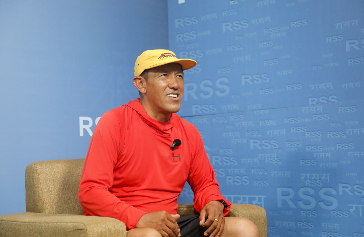 ‘हिमालमा हिउँ पग्लिनुको प्रमुख कारण आरोहीका गतिविधि मात्रै हैनन्’ : आरोही पासाङ दावा शेर्पा
